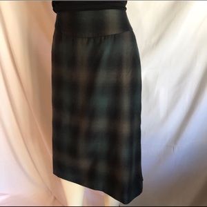 Banana Republic green plaid skirt